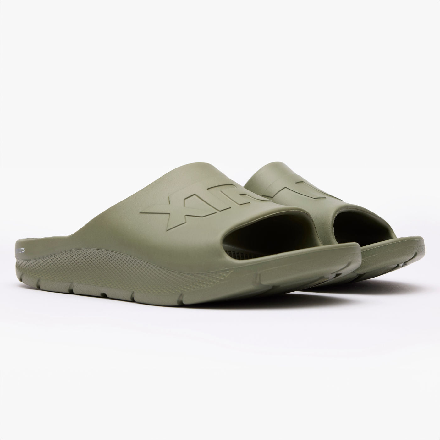 Olive Men's Après Fish Slide Main View.