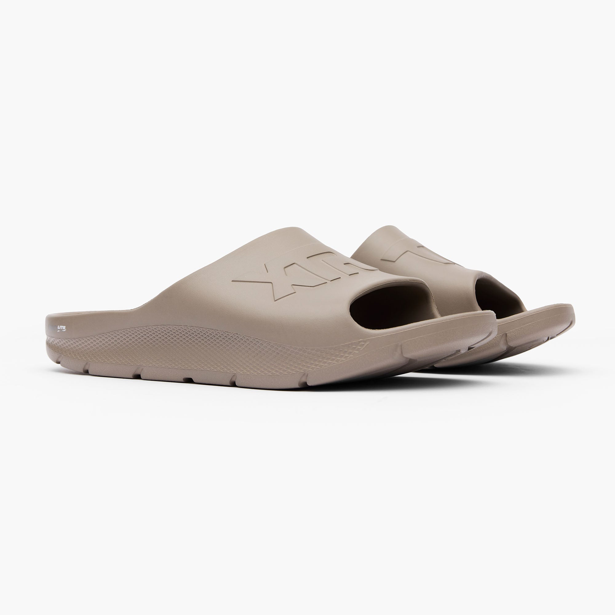 Taupe Men's Après Fish Slide Main View.