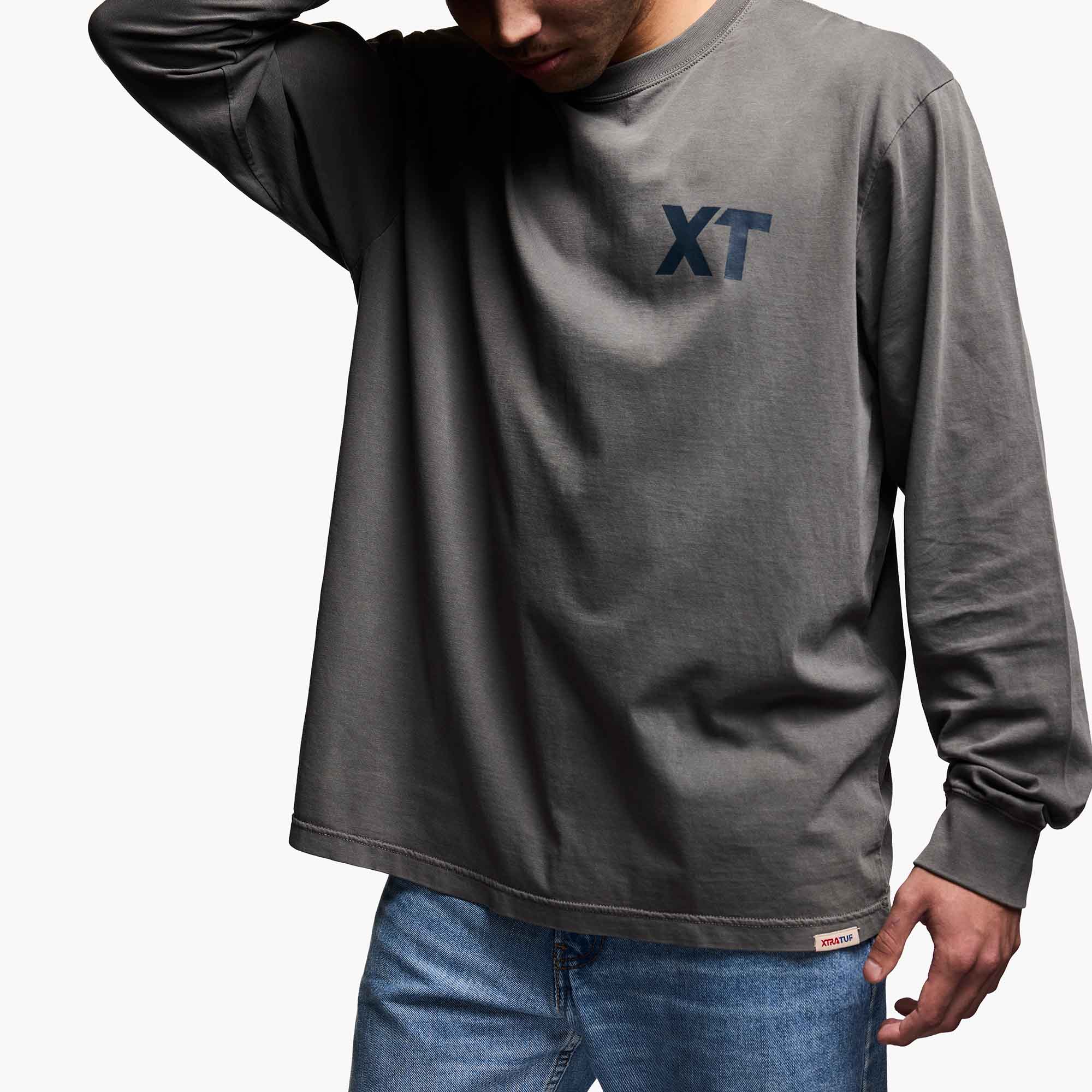 Dsh Men's Long Sleeve Tee Instep View.