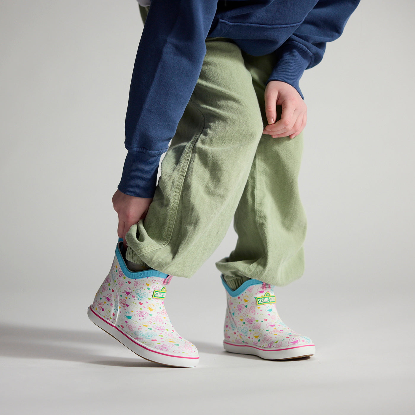 Sesame Street White Multi Sesame Street Kids' Ankle Deck Boot Main View.