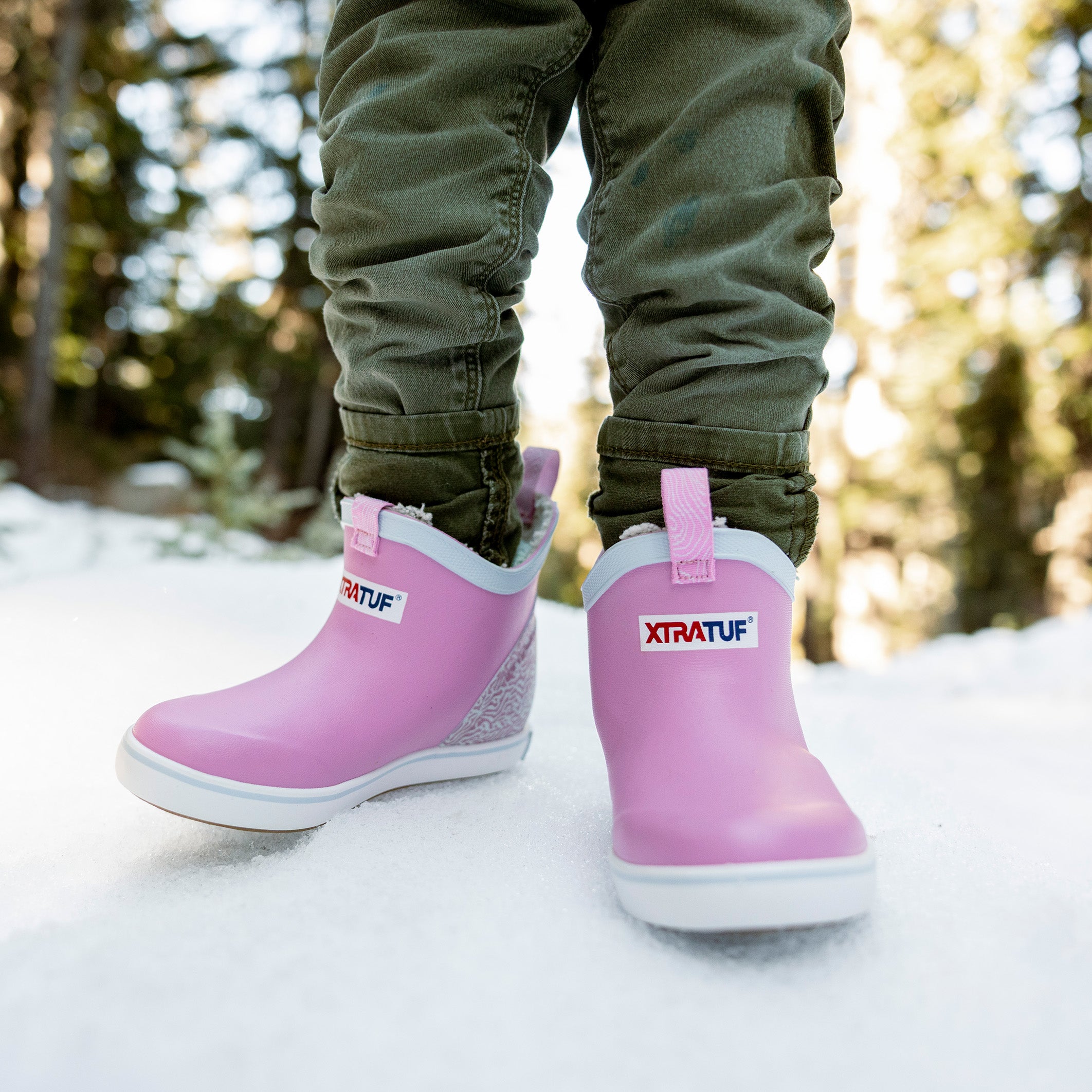Orchid Big Kids Trolling Pack Fleece Lined Ankle Deck Boot Alternate View.