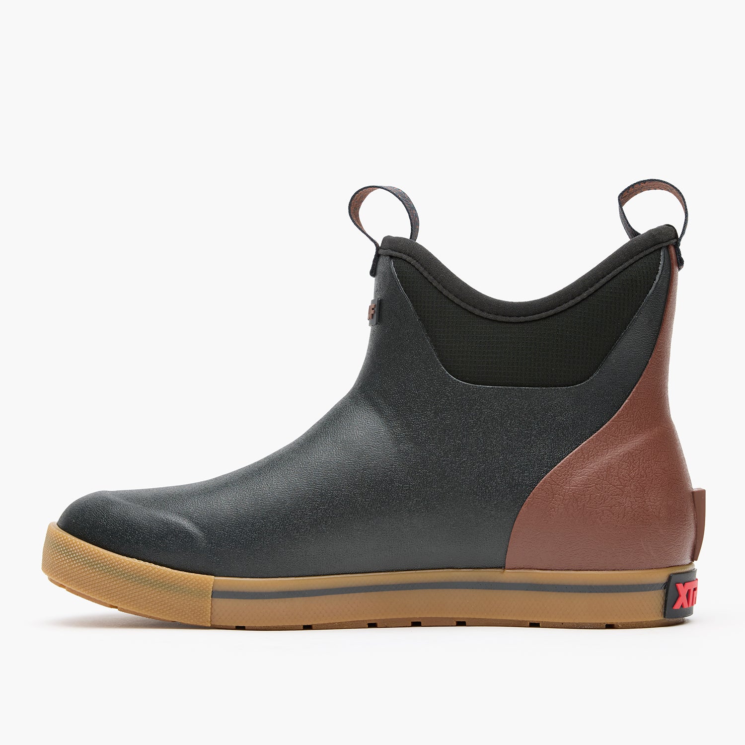 Black Men's Camp Fleece Lined Ankle Deck Boot Instep View.