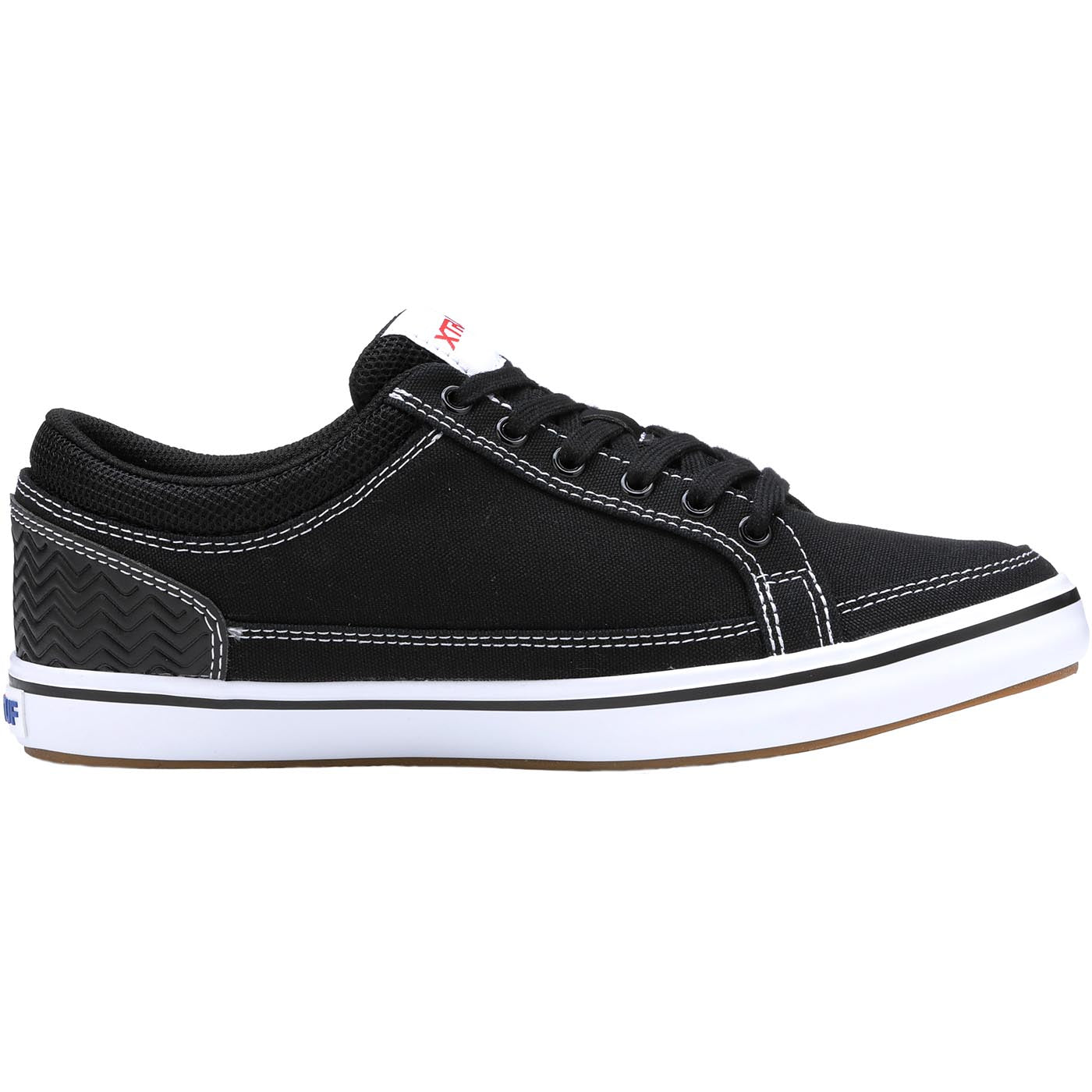 Default Men's Chumrunner Canvas Deck Shoe Profile.