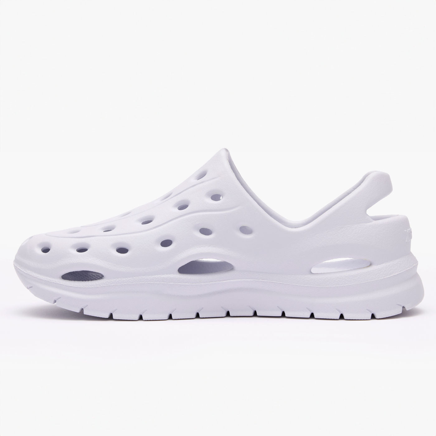 Cloud Big Kids Riptide Sandal Instep View.