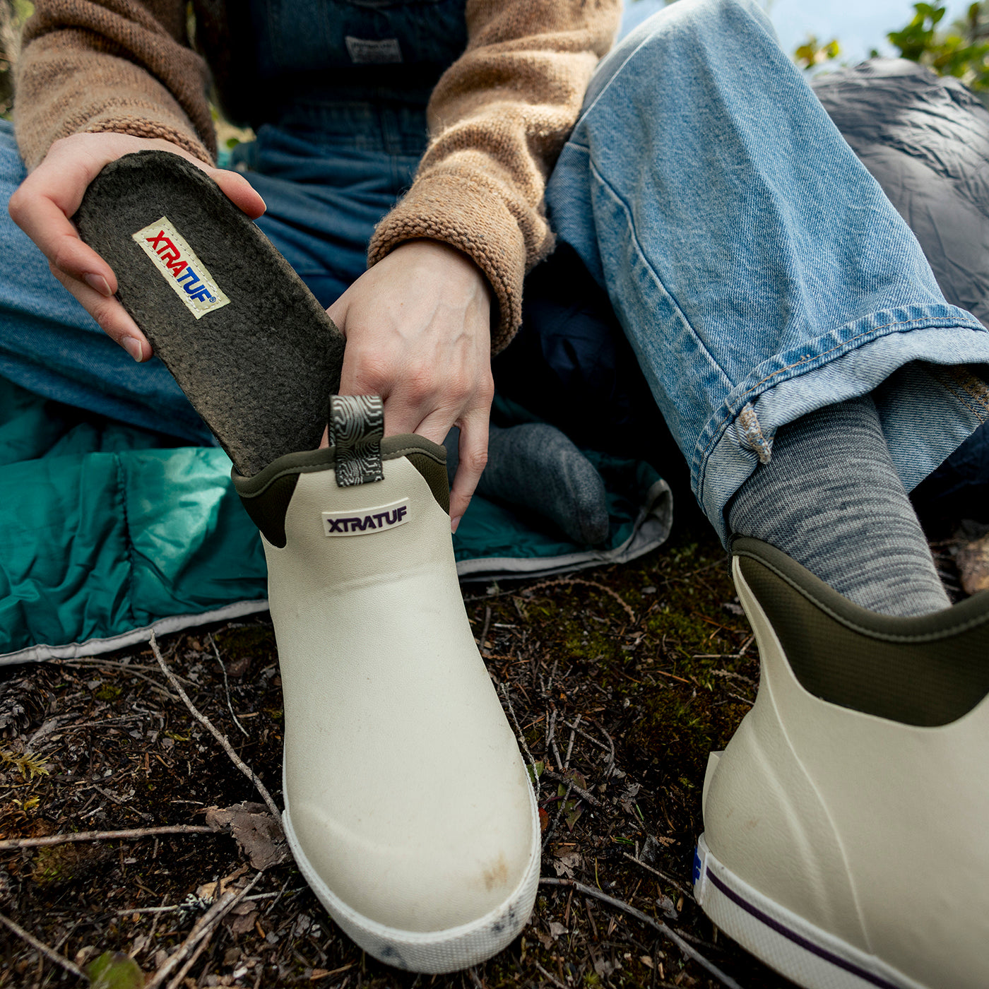 Bone White / Dark Olive Women's Camp Fleece Lined Ankle Deck Boot Alternate View.