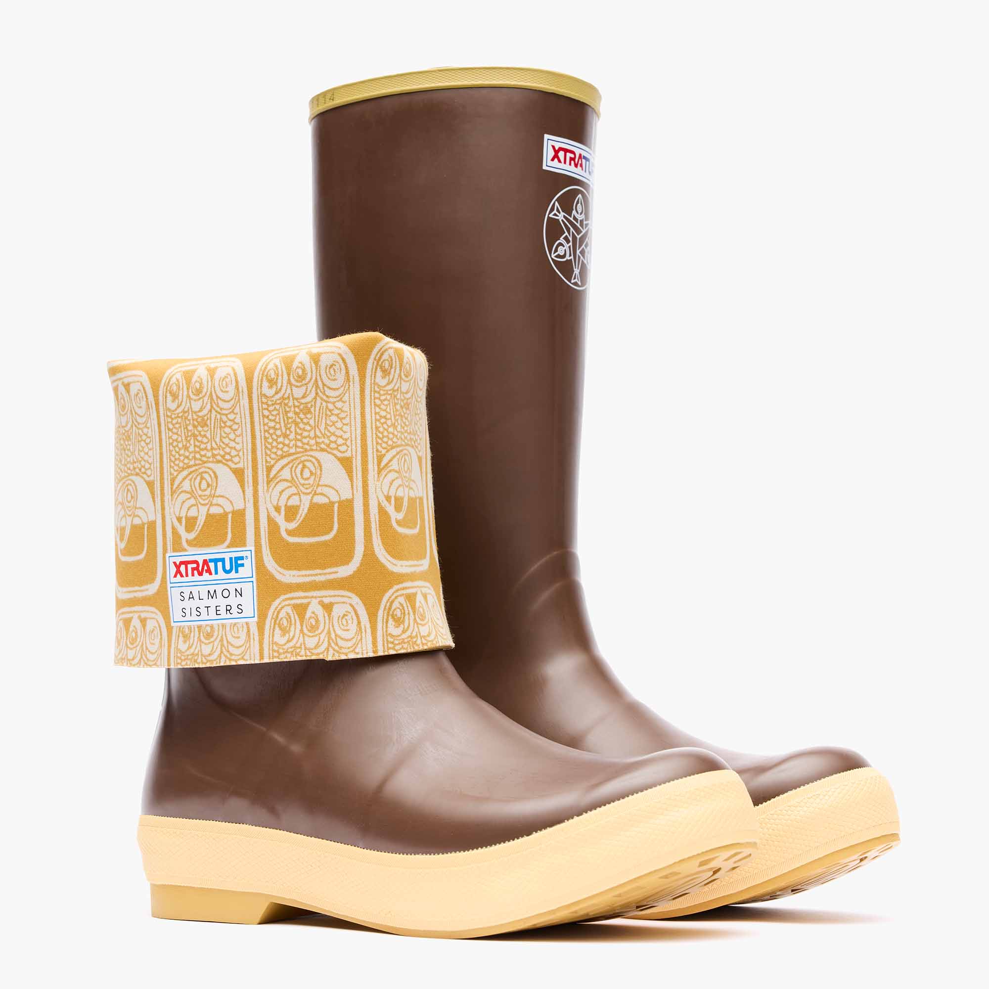Brown / Tin Fish Women's Salmon Sisters 15" Legacy Boot Main View.