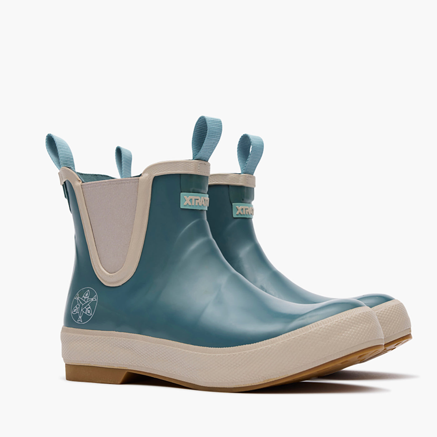 Legacy Marine / Mountain Women's Salmon Sisters Legacy Deck Boot Front.