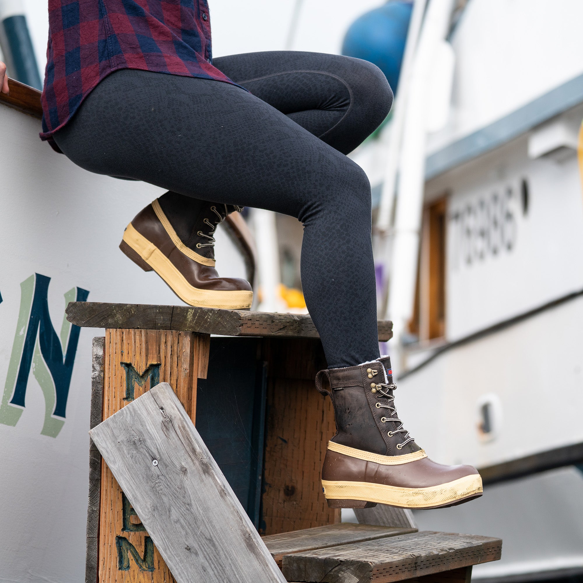 Brown Women's 8" Insulated Legacy Lace Boot On-Foot View.